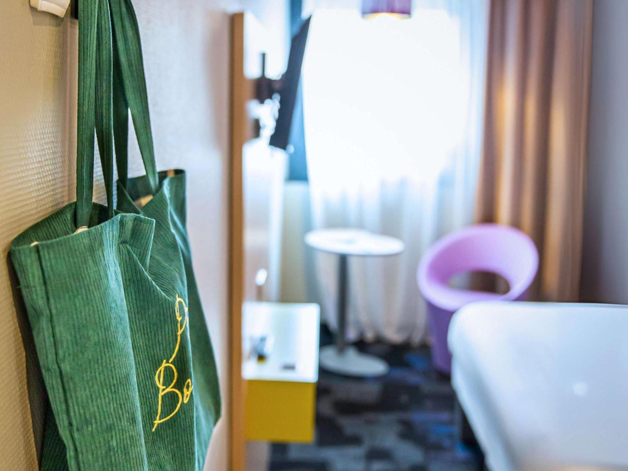 Hotel Ibis Styles Honfleur Centre Historique Exterior foto