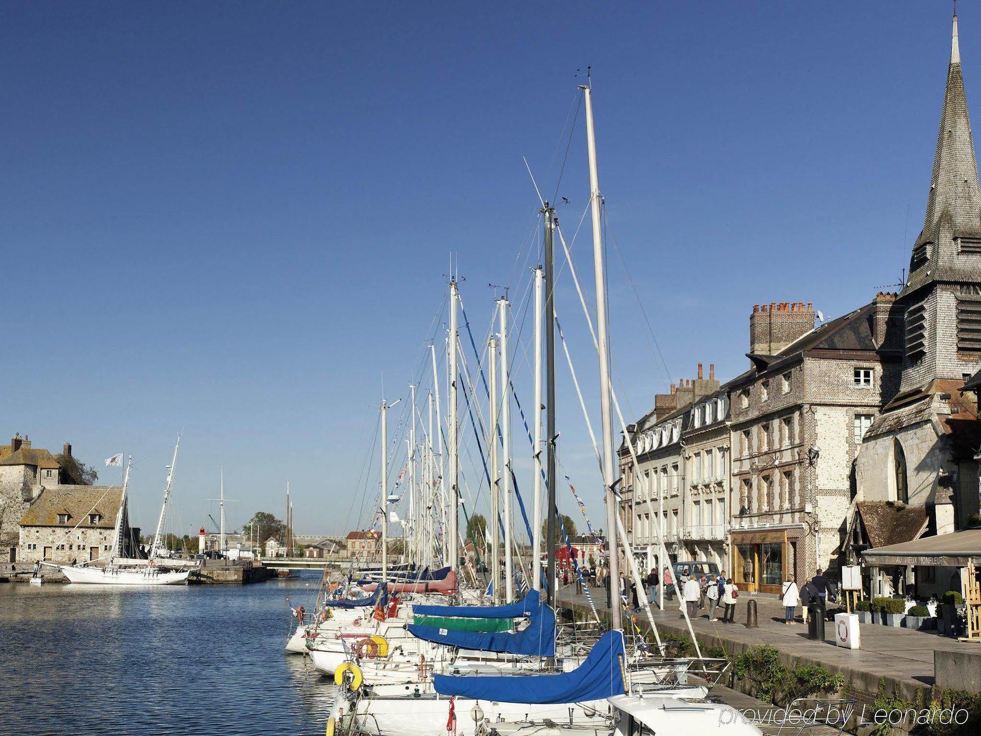 Hotel Ibis Styles Honfleur Centre Historique Exterior foto