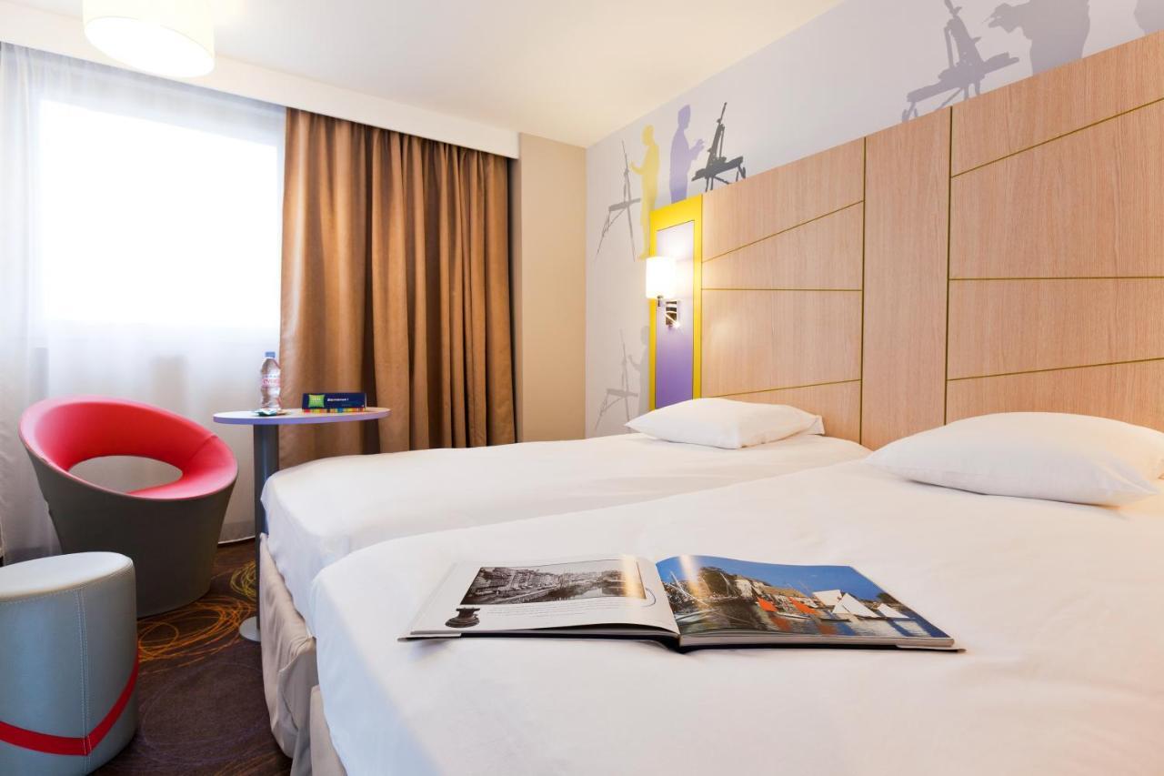 Hotel Ibis Styles Honfleur Centre Historique Zimmer foto